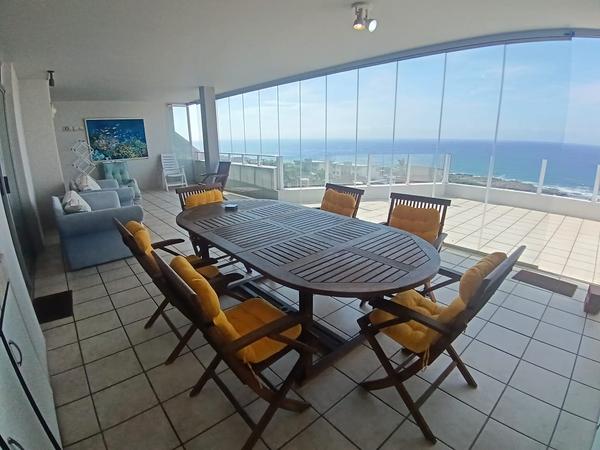 Apartment / Flat For Sale in Manaba Beach, Margate